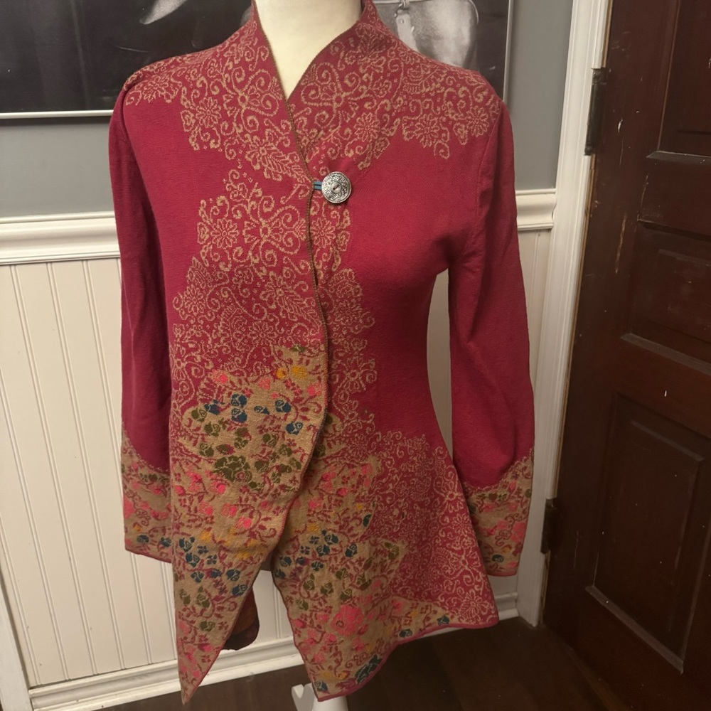 IVKO Red Floral 100% Wool Cardigan Asymmetrical Silver Button Boho Size 36 (S)